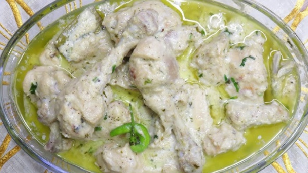 Restaurant Style Chicken White Kurma at Home in Just 10 Minutes