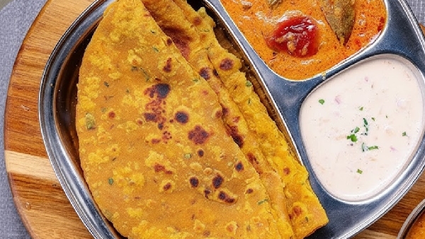 Soft Tasty and Unique How to Make Aloo Poha Paratha in Simple Steps Soft Tasty and Unique How to Make Aloo Poha Paratha in Simple Steps