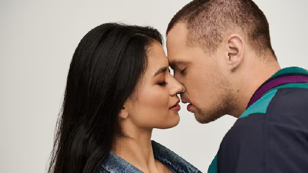 Focus on Your Career Internet s Golden Advice to a Cheated Boyfriend Focus on Your Career Internet s Golden Advice to a Cheated Boyfriend