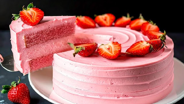 The Perfect Christmas Dessert Eggless Strawberry Cake Recipe in Telugu