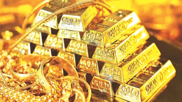 Gold price today gold rate India 24k gold price 22k gold rate 18k gold rate gold price drop gold rate today October 30 gold price fall India gold price per 10 grams gold price per 100 grams gold rate live update gold buying India gold market news 24 carat gold rate 22 carat gold price Indian gold market gold investment news gold rate change today gold rate gold jewellery price India 24 22 18 30 100