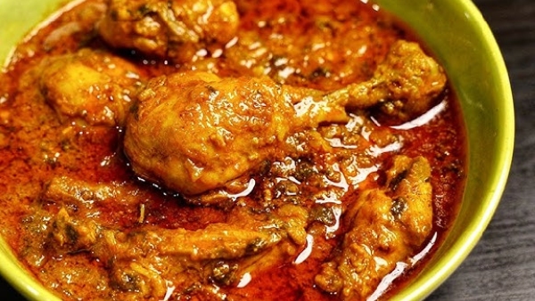 Spice Up Your Sunday Authentic Hyderabadi Chicken Gravy Recipe You Must Try