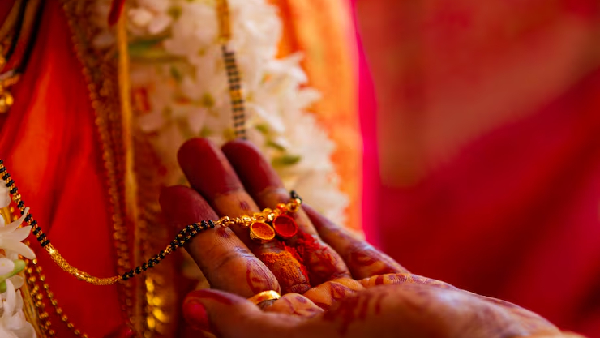 Love vs Arranged Marriage Which is Better Sadhguru Eye Opening Take Love vs Arranged Marriage Which is Better Sadhguru Eye Opening Take