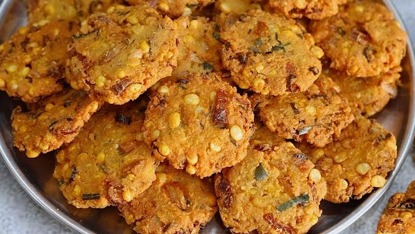 The Ultimate Evening Snack Crispy and Crunchy Street Style Masala Vada Recipe in Telugu