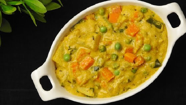 Saravana Bhavan Style Puri Kurma at Home Step by Step Guide