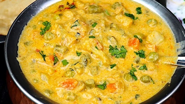 Saravana Bhavan Style Puri Kurma at Home Step by Step Guide