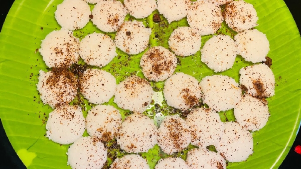 Guntur Street Style Chitti Idli and Karam Podi Best Breakfast Combo Recipe in Telugu