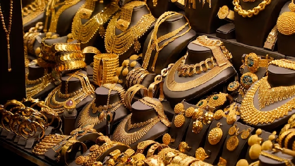 Gold Prices to Fall Further Astrologer Prashanth Kini Sensational Prediction Goes Viral