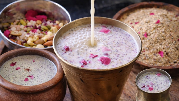 Holi 2026 Special Thandai Recipe in Telugu Quick Easy and Healthy Drink at Home