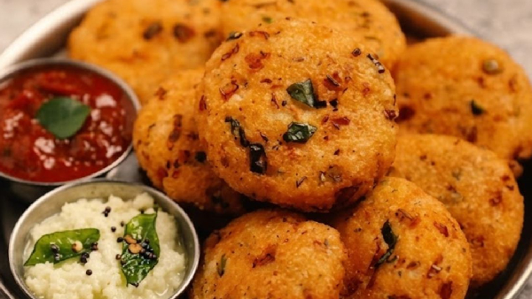 No Soaking No Grinding Make Instant Crispy Vadas with Leftover Bread Recipe in Telugu No Soaking No Grinding Make Instant Crispy Vadas with Leftover Bread Recipe in Telugu