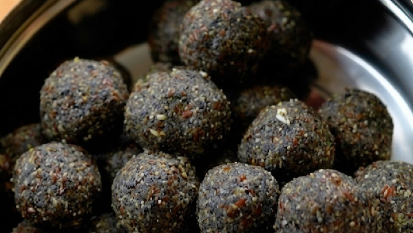 Black Sesame Seed Ladoos Recipe Eat One Laddu a Day to Say Goodbye to Hair Fall PCOD Dull Skin Black Sesame Seed Ladoos Recipe Eat One Laddu a Day to Say Goodbye to Hair Fall PCOD Dull Skin