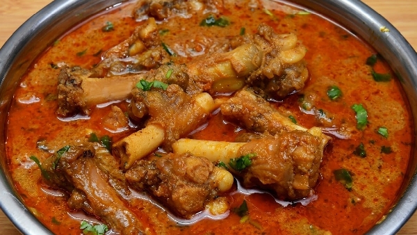 Mutton Leg Curry Recipe in Telugu Spicy Juicy Mutton Paya Curry at Home