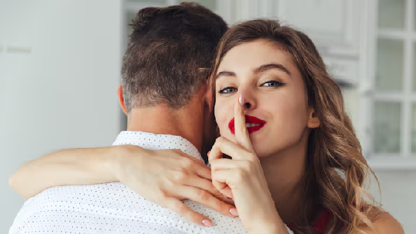 Shocking Trend 148 Percent Surge in Married Indian Women Seeking Extra Marital Affairs Online Shocking Trend 148 Percent Surge in Married Indian Women Seeking Extra Marital Affairs Online