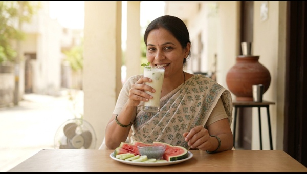 Beat the Heat: Essential Summer Health Tips and Natural Drinks to Stay Hydrated Beat the Heat: Essential Summer Health Tips and Natural Drinks to Stay Hydrated