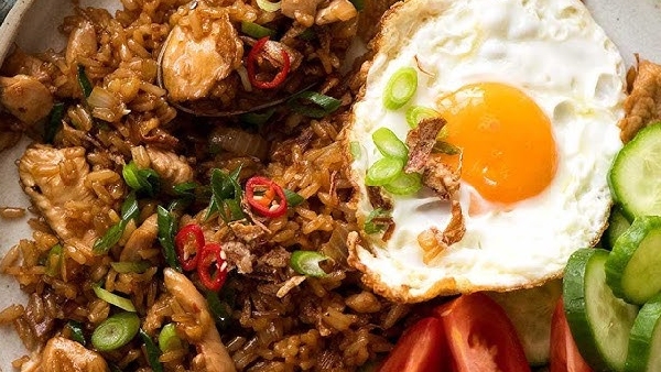 Leftover Rice Magic Make This Spicy Indonesian Village Style Rice Recipe in Telugu