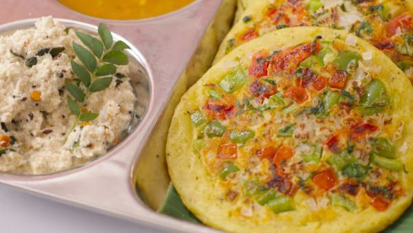 Bored of Regular Idli Dosa Try This High Protein Moong Dal Uttappam Recipe in Telugu