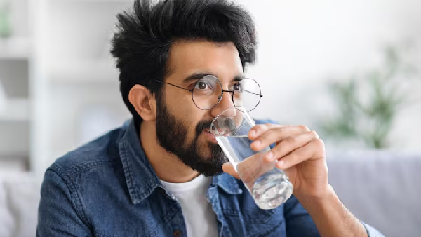 Stop Sipping Water All Day Sadhguru Warns About This Dangerous Habit
