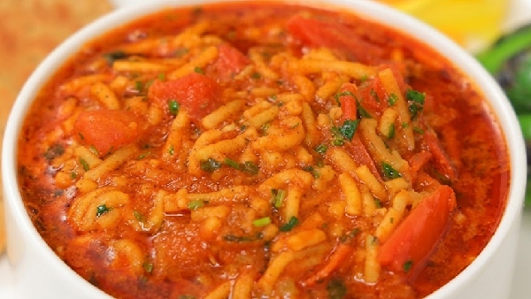 Quick Easy and Delicious Gujarati Sev Tomato Curry Perfect Side Dish for Chapatis Jowar Rotis