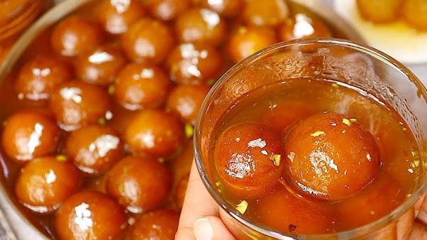 The Secret to Sweet Shop Style Perfect Gulab Jamuns at Home