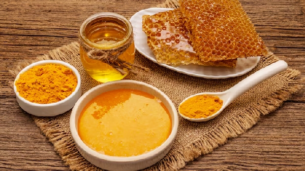 The Ultimate Cure All Why Turmeric and Honey Mix Keeps the Doctor Away