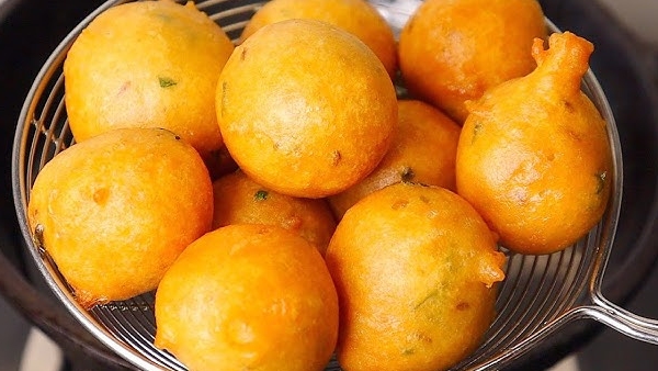 100 Perfect Hotel Style Mysore Bonda At Home Recipe in Telugu