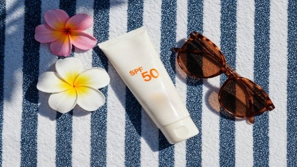 applying sun screen lotion daily but skin gets tanning these are the mistakes applying sun screen lotion daily but skin gets tanning these are the mistakes