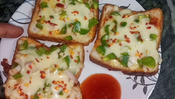 No Maida No Worries Try This Healthy Nutritious Bread Ravva Pizza at Home Recipe in Telugu