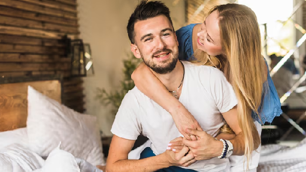 5 Sweet Lies That Can Make Your Relationship Stronger
