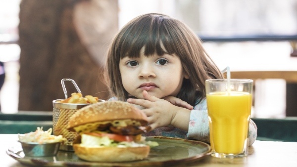 Are your children eating too many chocolates know the adverse effects Are your children eating too many chocolates know the adverse effects