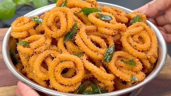Instant Snack Recipe How to Make Crispy Crunchy Chitti Murukulu at Home in Telugu Instant Snack Recipe How to Make Crispy Crunchy Chitti Murukulu at Home in Telugu