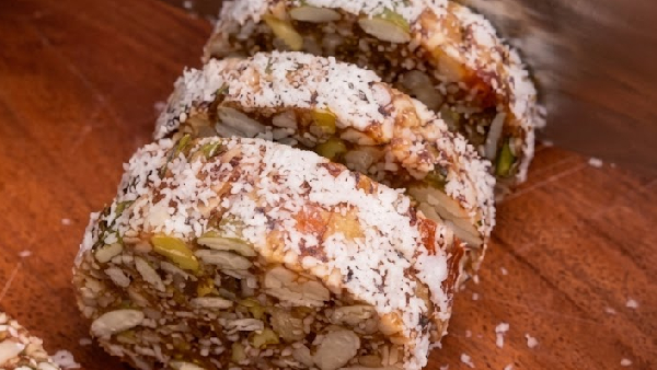 No Sugar No Jaggery Healthy and Energy Boosting Dry Fruit Roll Recipe in Telugu No Sugar No Jaggery Healthy and Energy Boosting Dry Fruit Roll Recipe in Telugu