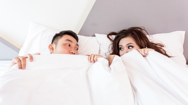 Men unknowingly make these mistakes in a relationship causing distance Men unknowingly make these mistakes in a relationship causing distance