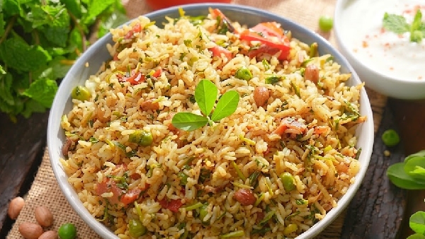 Karnataka Style Menthi Bath The Perfect Healthy Lunchbox Recipe in Telugu Karnataka Style Menthi Bath The Perfect Healthy Lunchbox Recipe in Telugu