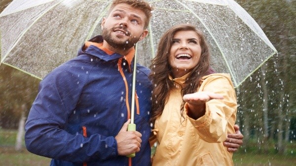 Make the rainy season romantic by these dating activities with your partner Make the rainy season romantic by these dating activities with your partner