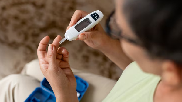 Before Diabetes Strikes 5 Red Flags Your Body Gives You Before Diabetes Strikes 5 Red Flags Your Body Gives You