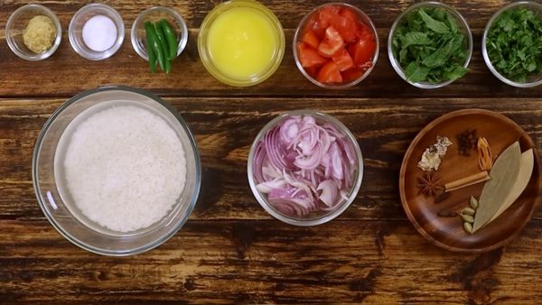 Muslim wedding style ghee rice for lunch box quick and easy process Muslim wedding style ghee rice for lunch box quick and easy process