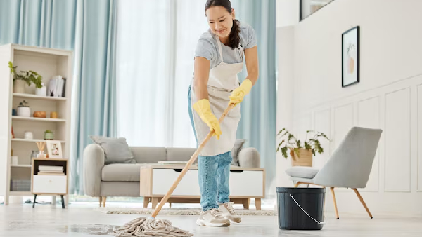 The Right and Wrong Time to Mopping Your House According to Vastu Shastra The Right and Wrong Time to Mopping Your House According to Vastu Shastra