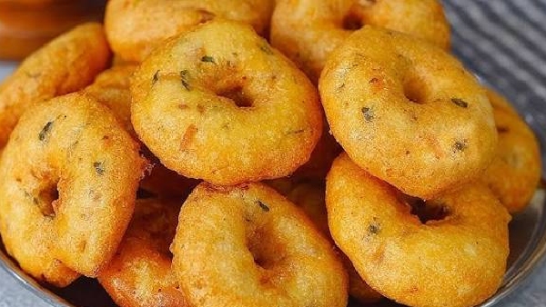 No Grinder No Problem Make Oil Free Crispy Hotel Style Medu Vada at Home With These Easy Tips