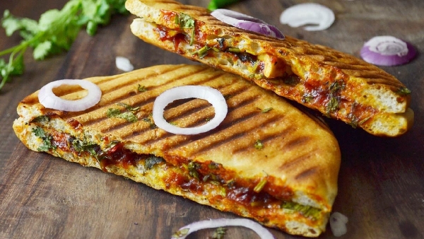 Street Style Stuffed Paneer Kulcha at Home Using Readymade Kulchas Recipe in Telugu Street Style Stuffed Paneer Kulcha at Home Using Readymade Kulchas Recipe in Telugu