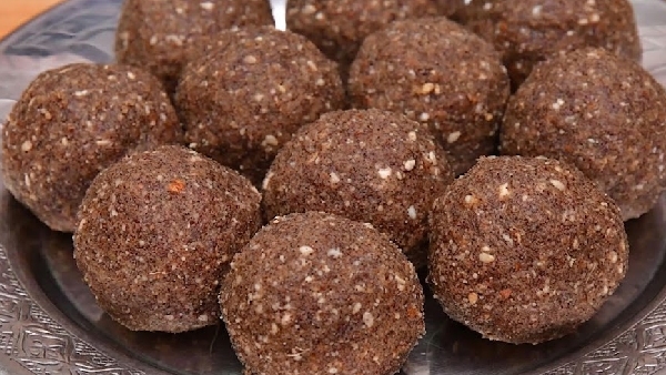 Rich in Iron Fiber Calcium Superfood Ragi Laddu Recipe in Telugu Boost Bone Strength Naturally
