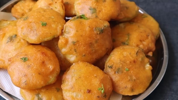 Sorakaya bajji for healthy evening snacks here is the simple process in telugu