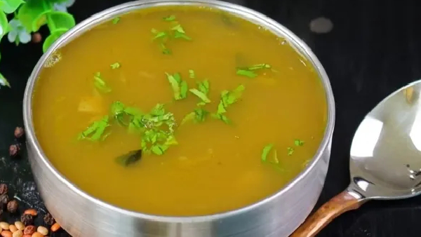 Nutritious Munagaku ulavalu soup Recipe Say Goodbye to Cold Joint Pains with this Magic Monsoon Soup Nutritious Munagaku ulavalu soup Recipe Say Goodbye to Cold Joint Pains with this Magic Monsoon Soup
