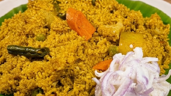 Dindigul Style Vegetable Biryani Master the Recipe with Seeraga Samba Rice at Home in Telugu Dindigul Style Vegetable Biryani Master the Recipe with Seeraga Samba Rice at Home in Telugu