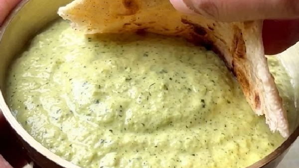 How to Make the Perfect Creamy Smoky Capsicum Curd Chutney at Home in Telugu