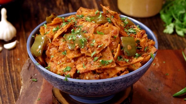 Tasty and healthy breakfast with leftover chapathis chilli chapathi make it in a easy way Tasty and healthy breakfast with leftover chapathis chilli chapathi make it in a easy way