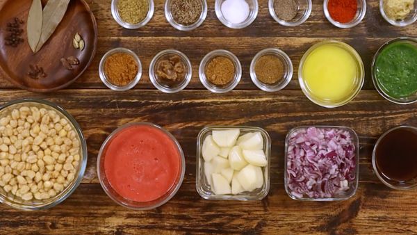 North style chole masala for poori and chapathi here is the easy way