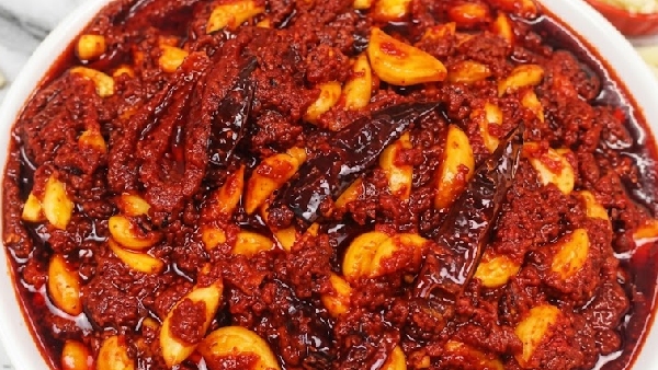 Garlic Pickle Recipe in Telugu Easy Traditional Style Vellulli Nilava Pachadi Garlic Pickle Recipe in Telugu Easy Traditional Style Vellulli Nilava Pachadi