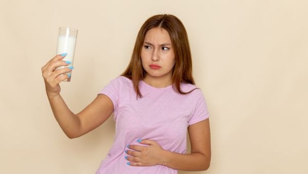 Fssai explains here how to check adulterated milk with these simple test