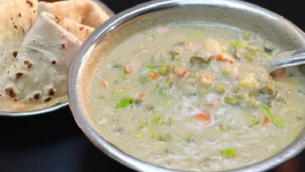British Era Secret Recipe How to Make Nilgiri Veg Kurma at Home in Telugu British Era Secret Recipe How to Make Nilgiri Veg Kurma at Home in Telugu