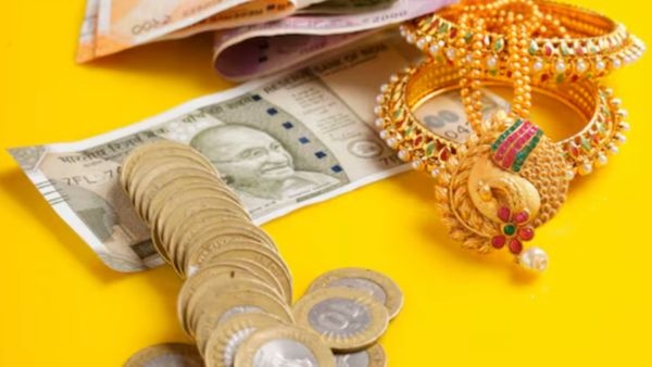 keep these items in your wallet based on date of birth to get financial luck keep these items in your wallet based on date of birth to get financial luck